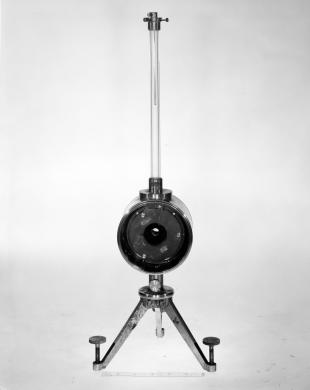 Sir William Thompson's reflecting galvanometer with moving magnets.