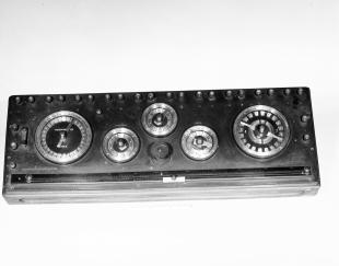 Crompton-type potentiometer