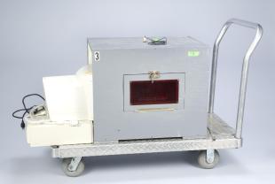 operant chamber for rats for use with touch-screen monitor