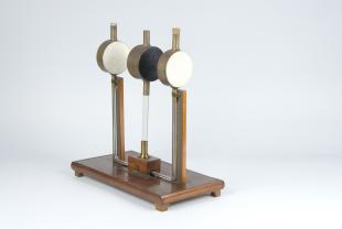 Ritchie's apparatus for the radiation of heat
