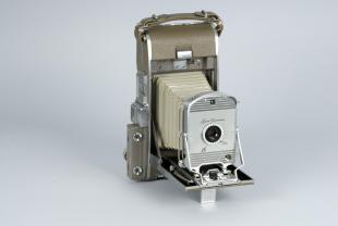 Polaroid type 48 color roll film for model 700