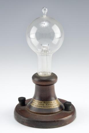 commemorative Edison incandescent lamp