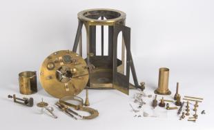 box of pieces of Sir William Thomson's quadrant electrometer