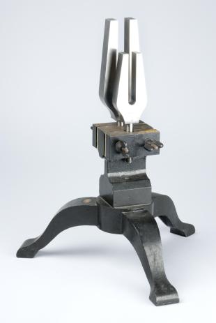 three-legged vice to hold pairs of tuning forks