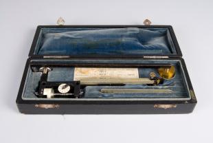 compensating polar planimeter