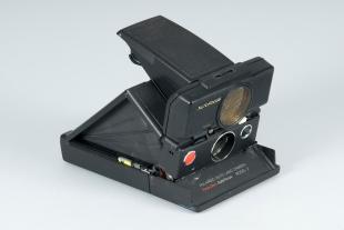 experimental Land camera SX-70 Time Zero Autofocus Model 2