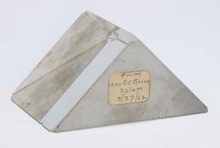 2.5 x 2.5 inches right angle prism
