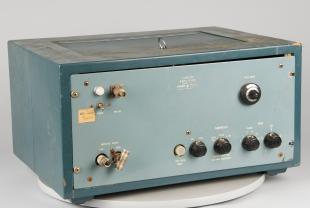 linear amplifier, model 218