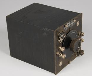 AMRAD type D-1 medium wave coupler