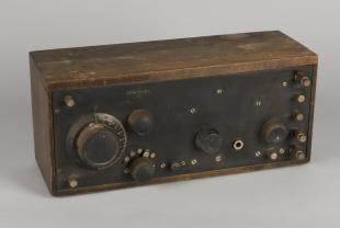 Crosley model 52 radio receiver