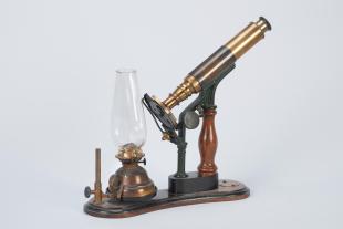 Queen Holmes's demonstration compound microscope