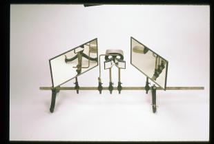 combination stereoscope, telestereoscope and pseudoscope.